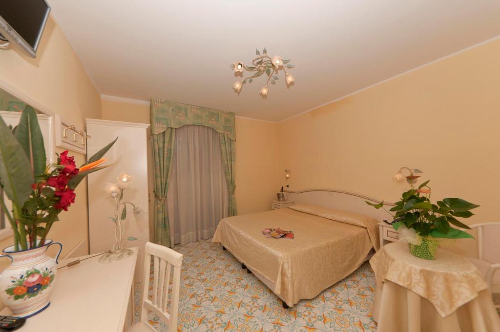 Hotel Villa Franca Forio  Ruang foto