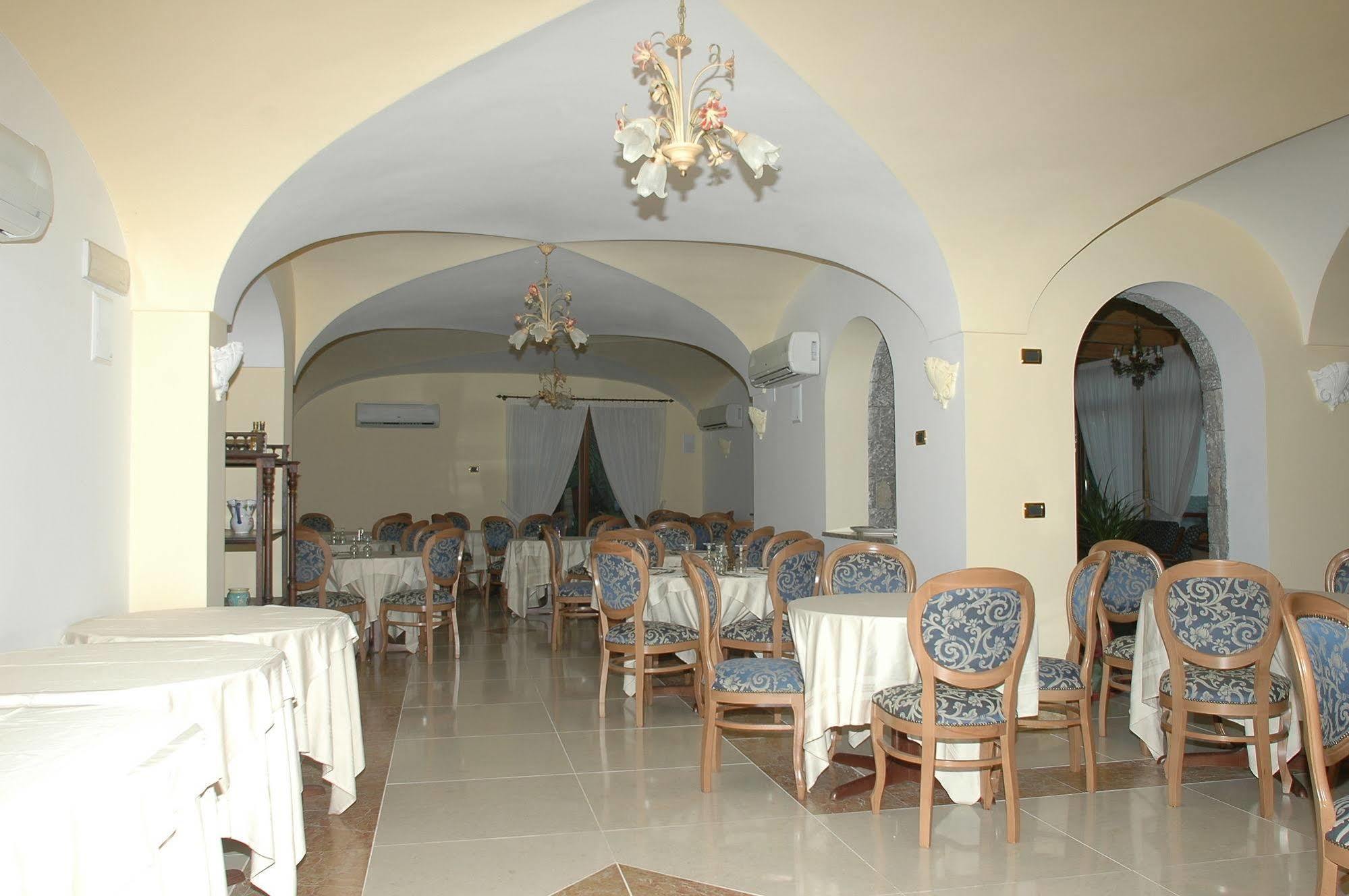 Hotel Villa Franca Forio  Bagian luar foto